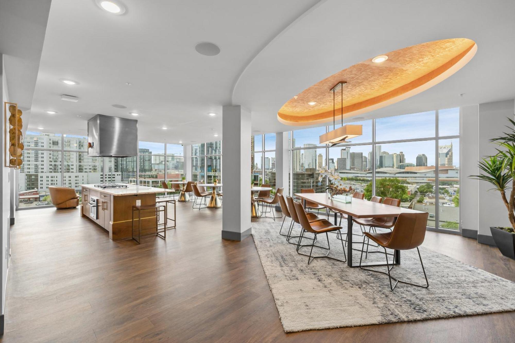 Midnight Manor Penthouse Suite The Gulch Nashville Extérieur photo